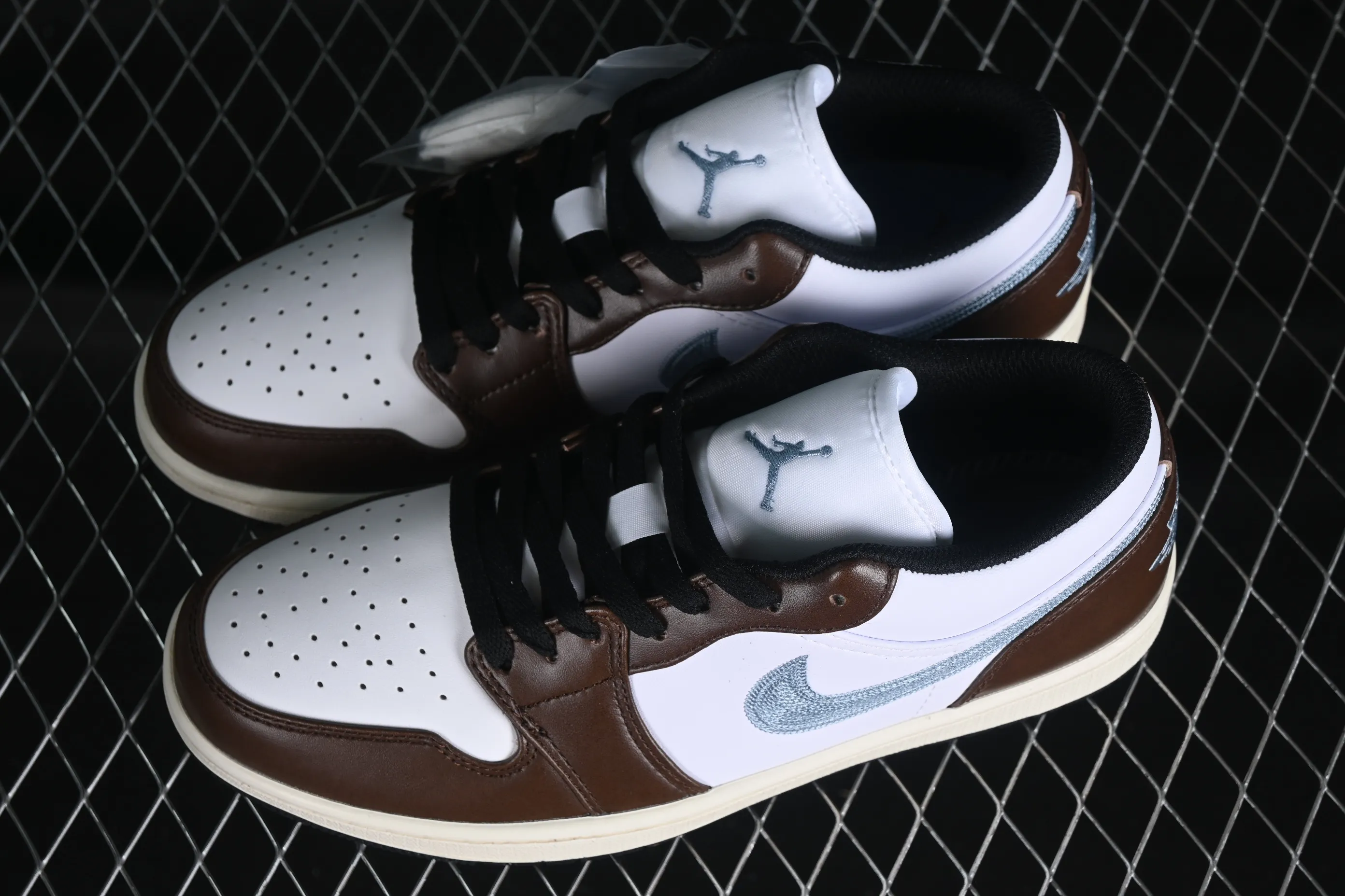 All categories Air Jordan Jordan series basketball shoes Air Jordan 1 Low Z version Air Jordan 1 Low AJ1 Joe 1 low-top cultural and leisure sports sneakers FQ7832-142